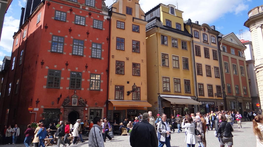 Sommarens utmaningar i Stockholm: Trafiktrassel, toabrist och ficktjuvar